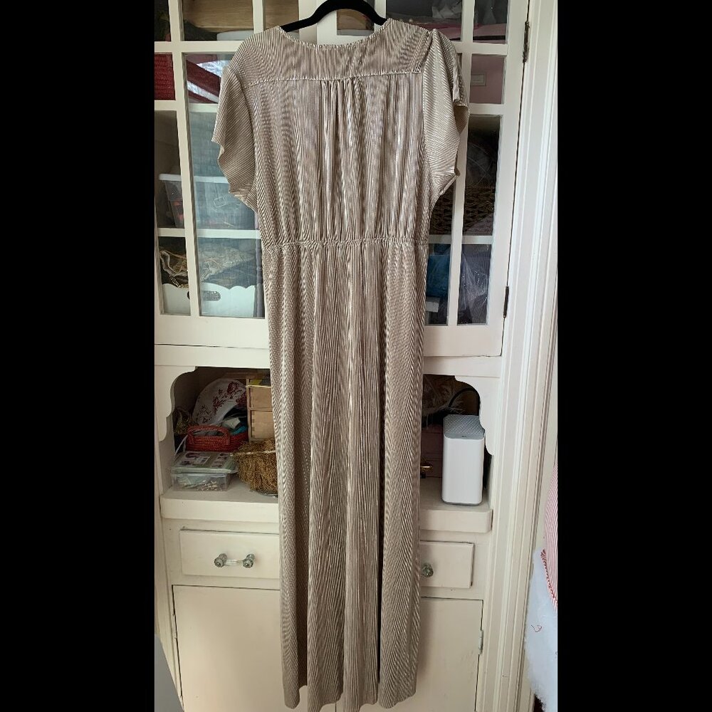 Baltic Born Athena Champagne Silver Metallic Long V Neck Faux Wrap Event Dress - Picture 4 of 4